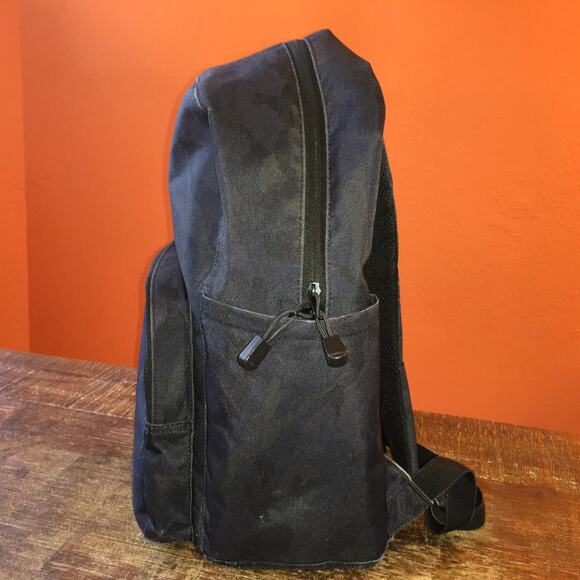 Lo & Sons L&S Hanover Deluxe Backpack Navy Camouflage Removable Liner Travel - Picture 5 of 13